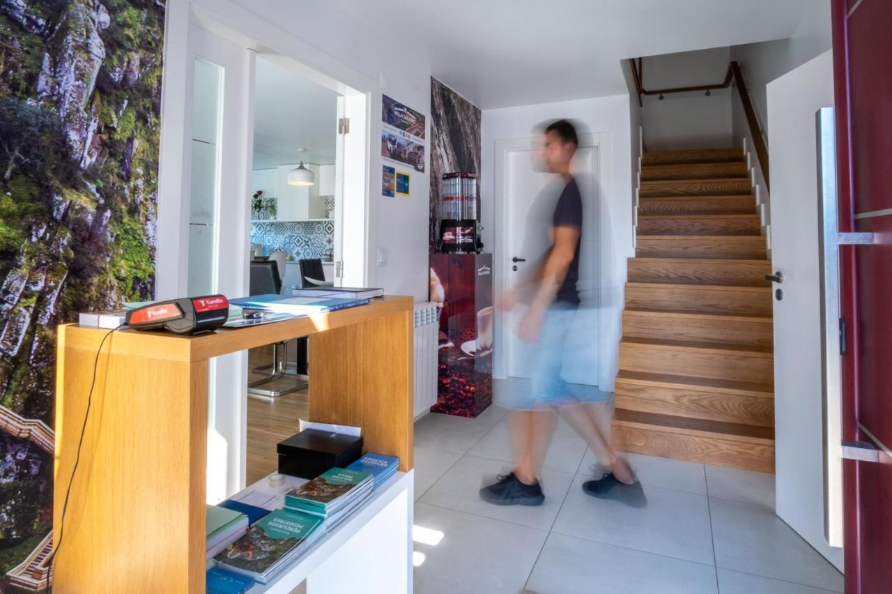 Villa Tavares Suites Arouca Buitenkant foto