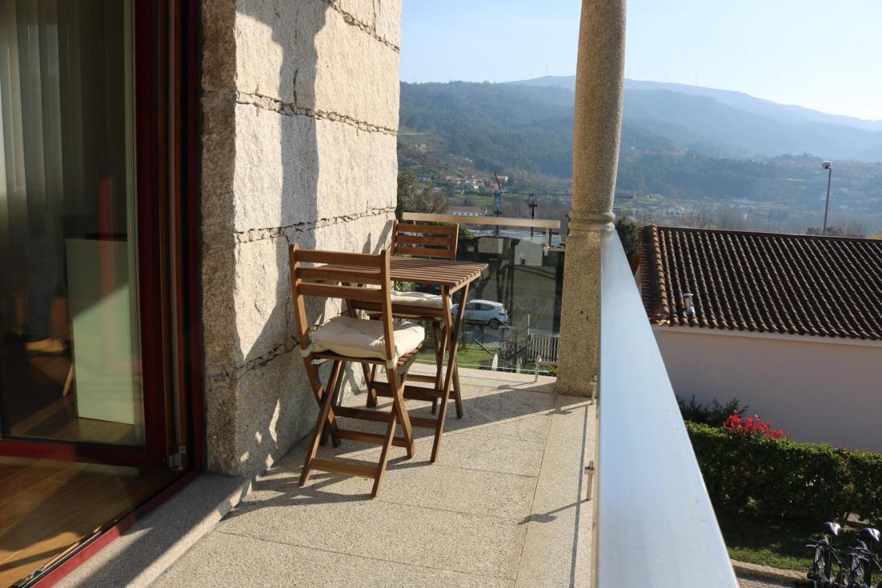 Villa Tavares Suites Arouca Buitenkant foto